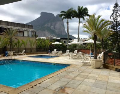 Flat Barra Leme