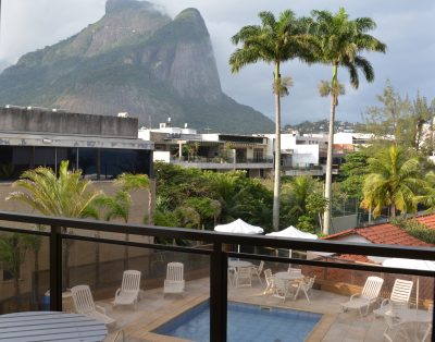Flat Barra Leme